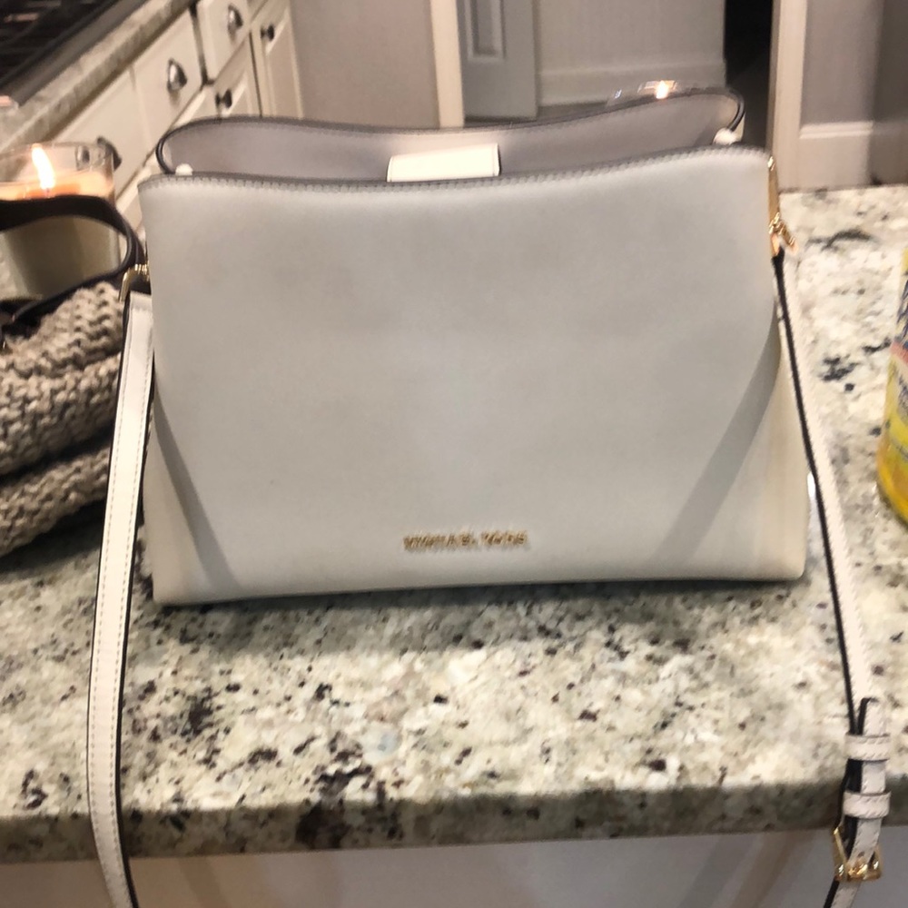 Michael kors ivory brand new purse